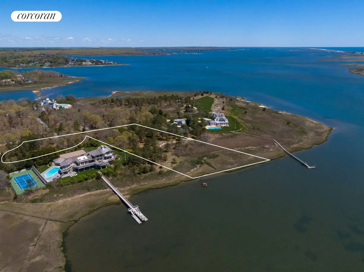 The Hamptons Real Estate | View 37 Second Neck Lane | room 1