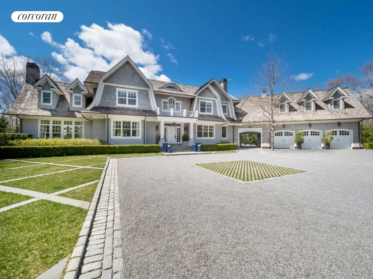 The Hamptons Real Estate | View  | 8 Beds, 6 Baths