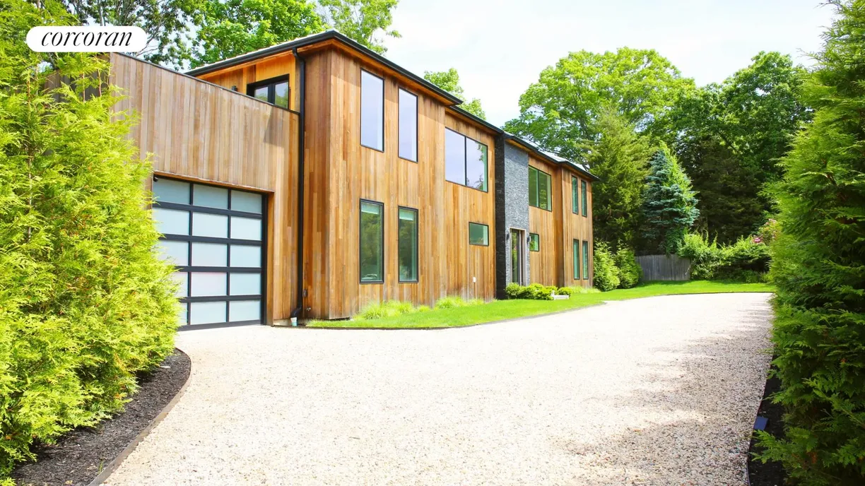 The Hamptons Real Estate | View 3 Turtle Pond Road | 4 Beds, 4 Baths