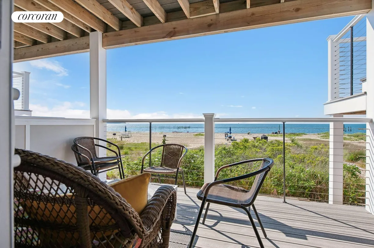 The Hamptons Real Estate | View 16 Navy Road | Fort Pond Bay