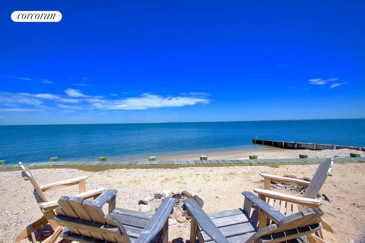 The Hamptons Real Estate | View 183 Ram Island Drive | room 1
