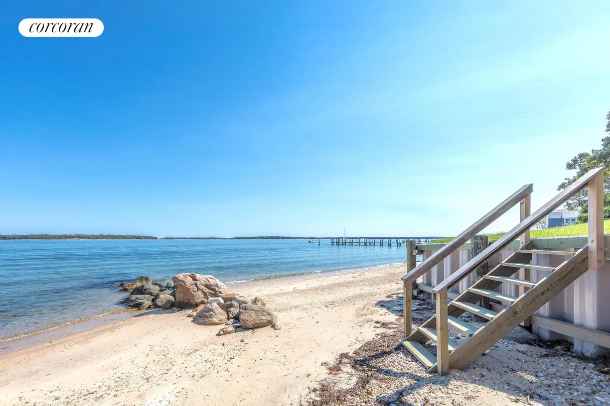 The Hamptons Real Estate | View 52 Actors Colony Road | Steps to beach
