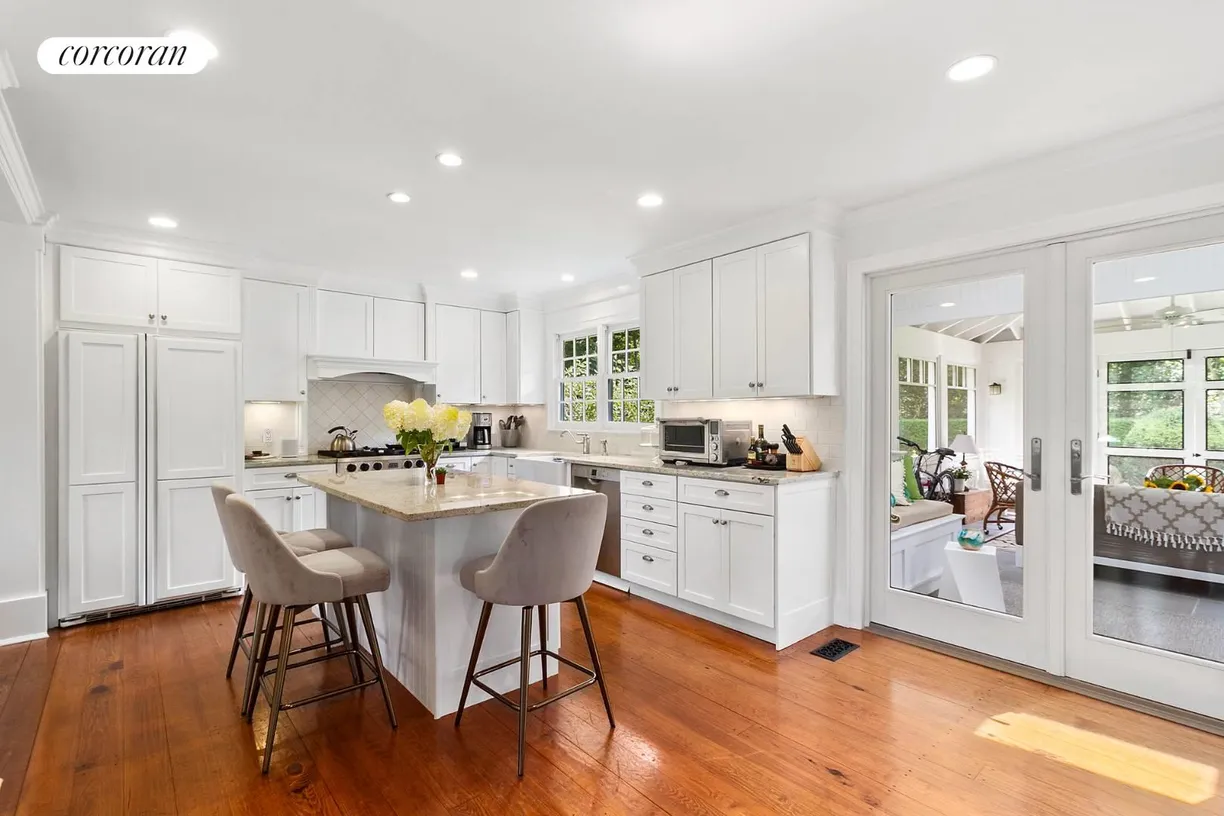 The Hamptons Real Estate | View 5 Coves End Lane | room 2