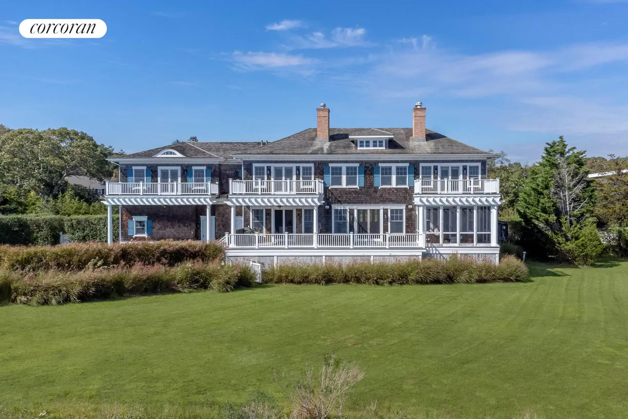 The Hamptons Real Estate | View 541 Main Street | 6 Beds, 7 Baths