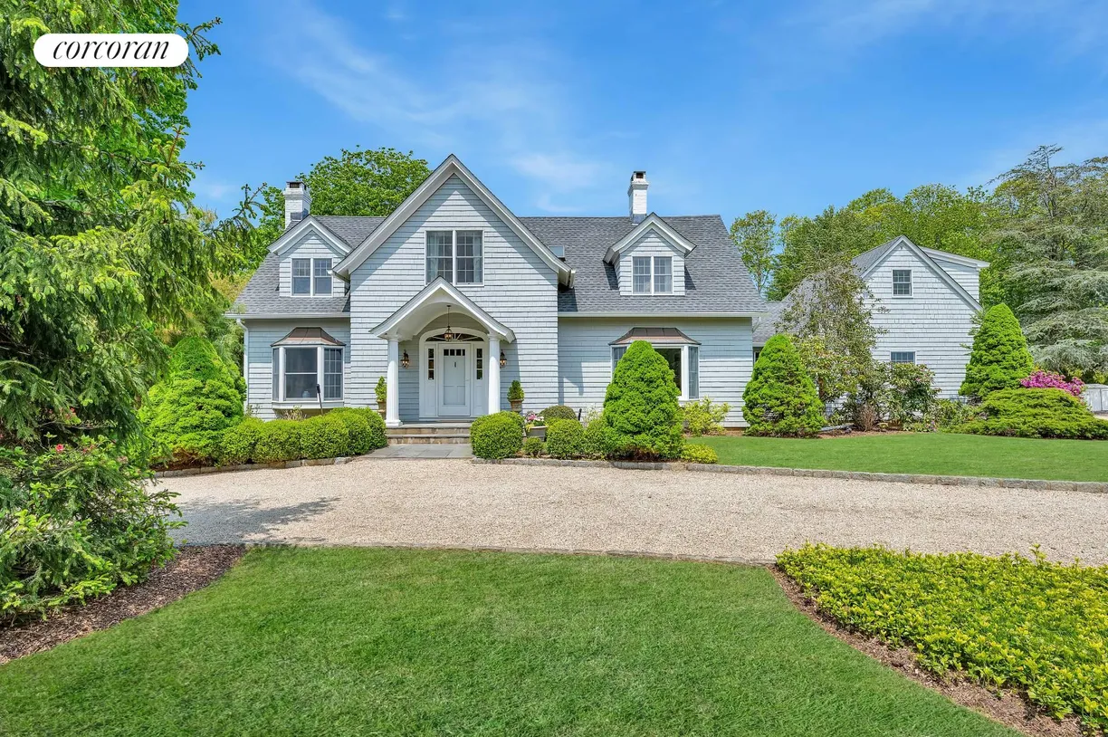 The Hamptons Real Estate | View 35 Toylsome Lane | room 1
