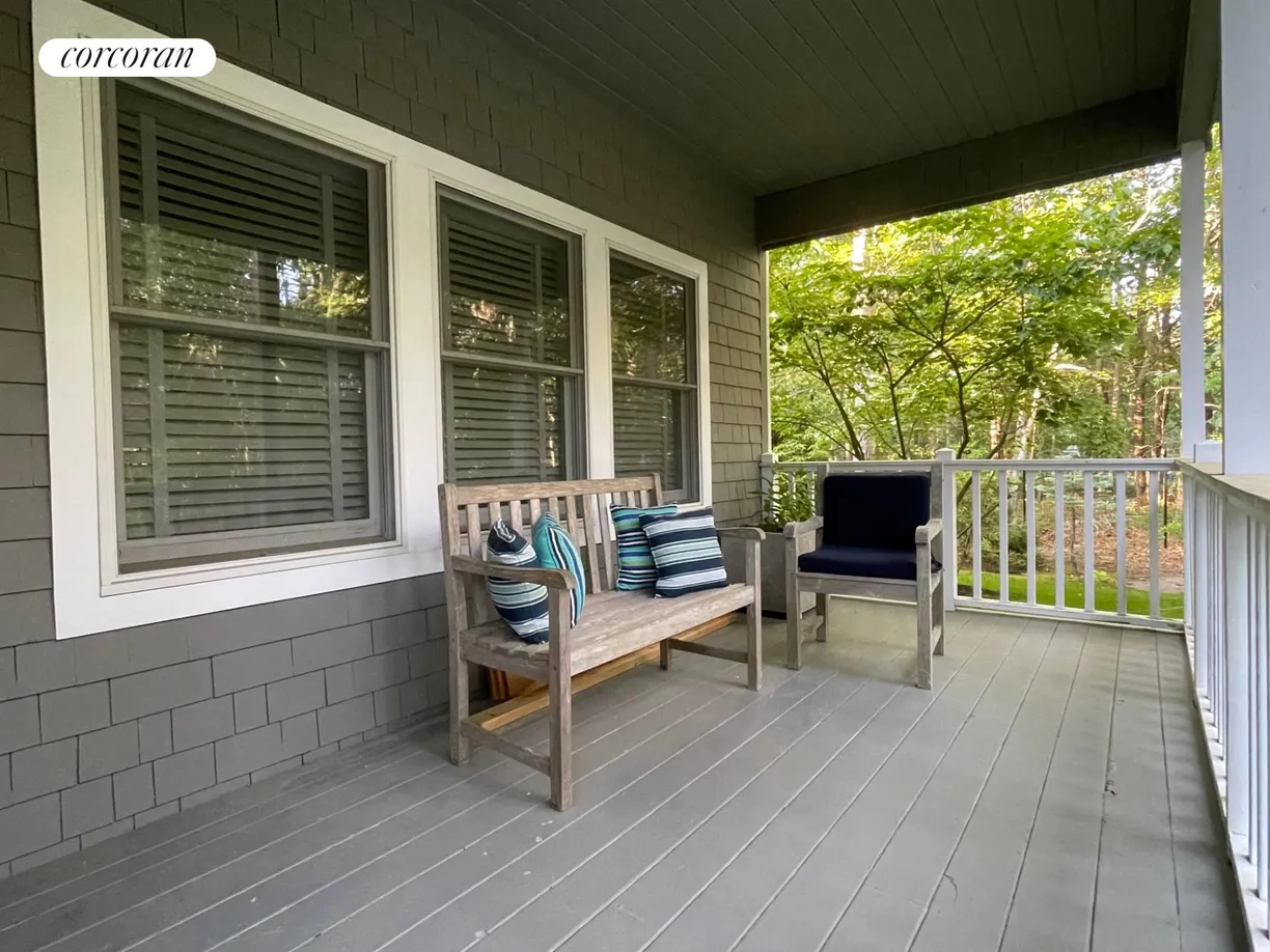 The Hamptons Real Estate | View 45 East Gate Road | Front Porch
