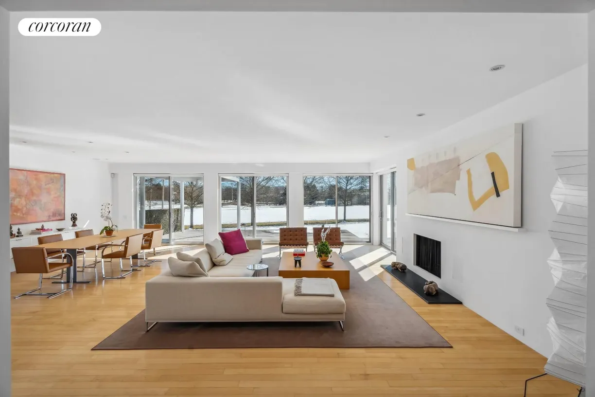 The Hamptons Real Estate | View 130 Newlight Lane | spacious