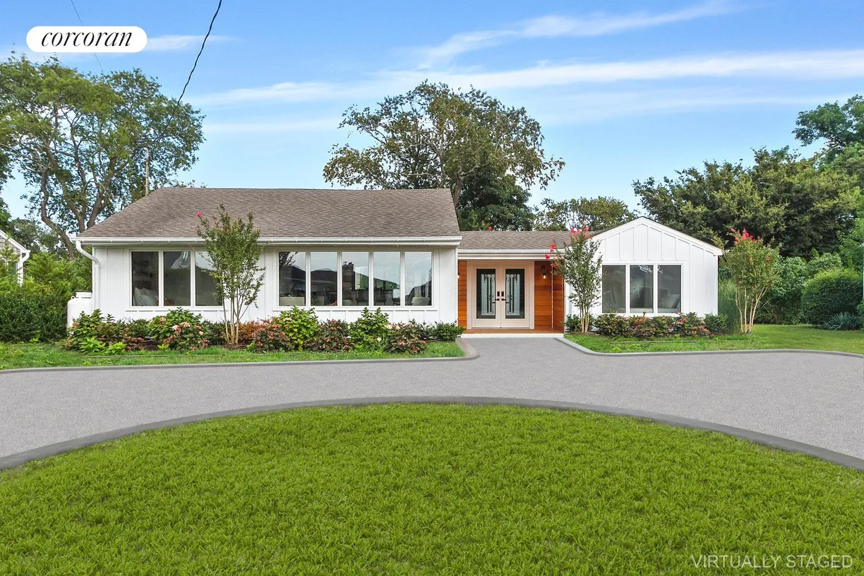 The Hamptons Real Estate | View 28 Cliff Drive | 3 Beds, 3 Baths