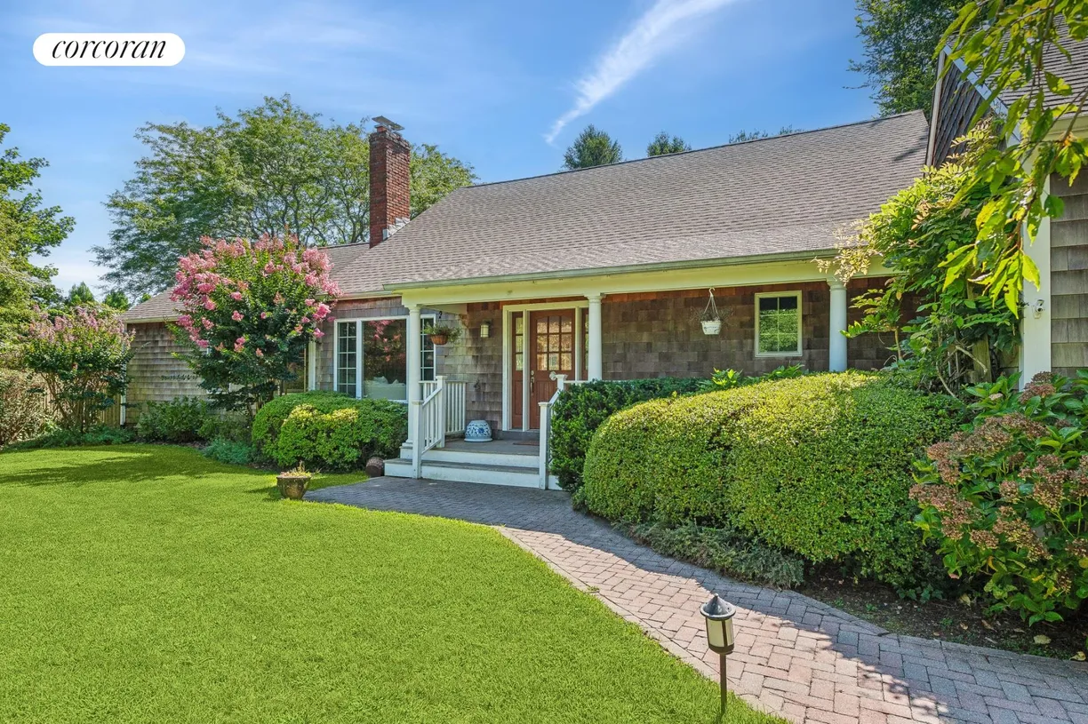 The Hamptons Real Estate | View 79 Hildreth Lane | room 1