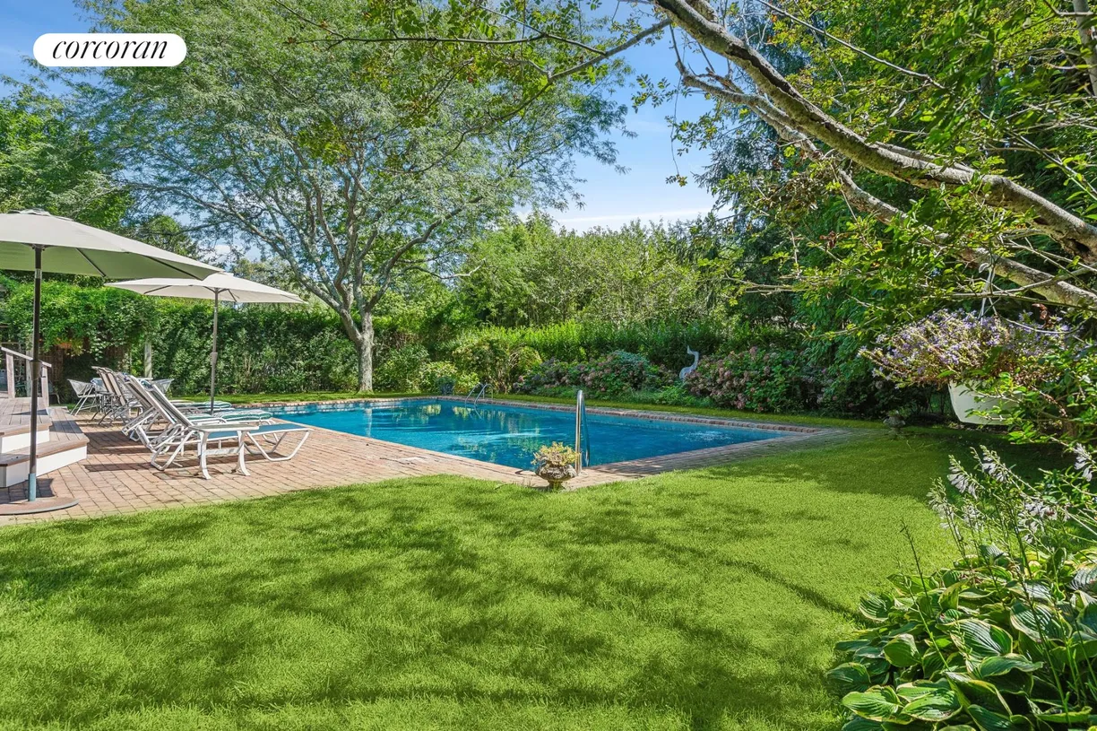 The Hamptons Real Estate | View 79 Hildreth Lane | room 2