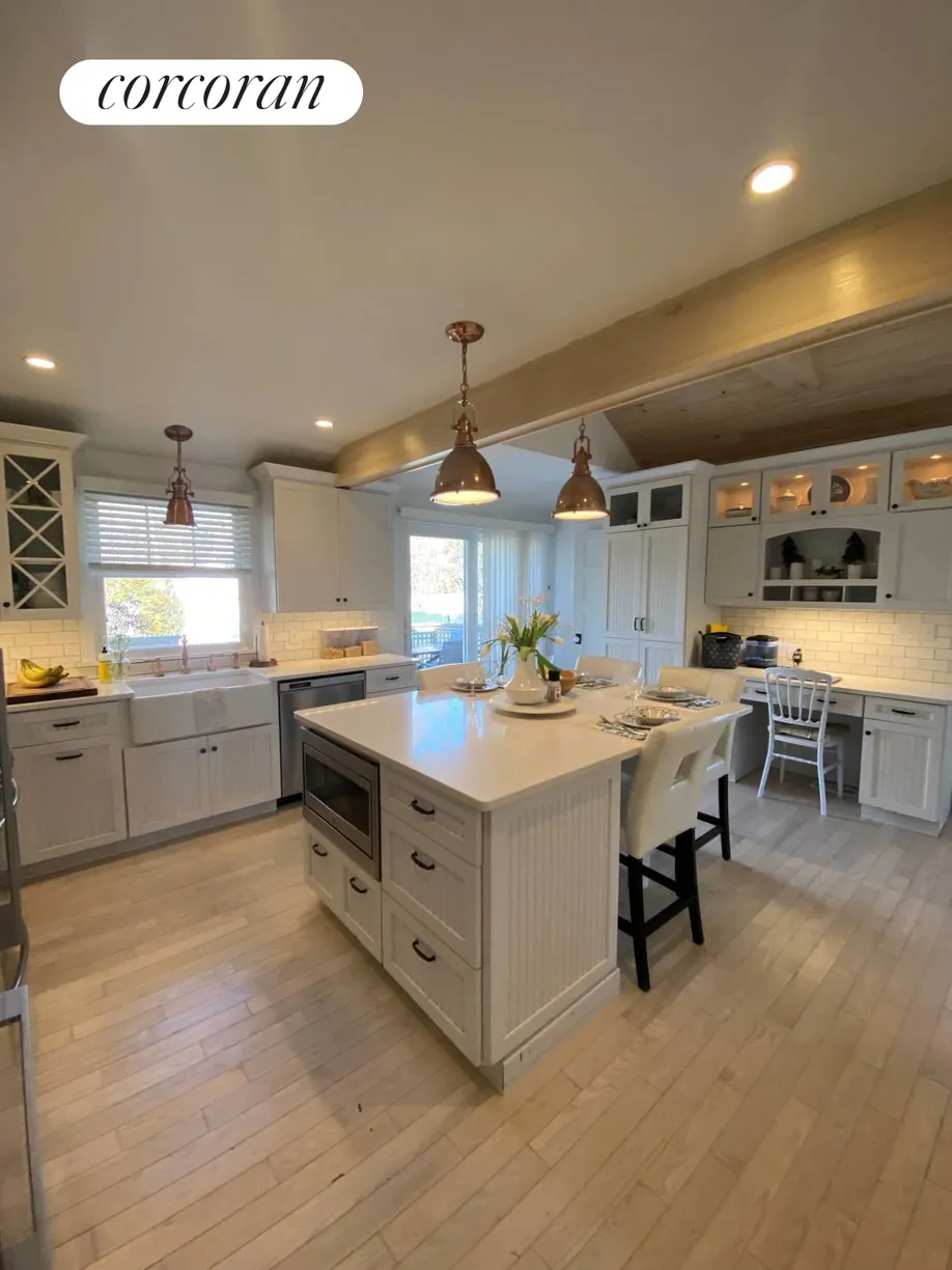 The Hamptons Real Estate | View 10 Miller Terrace | Open Plan
