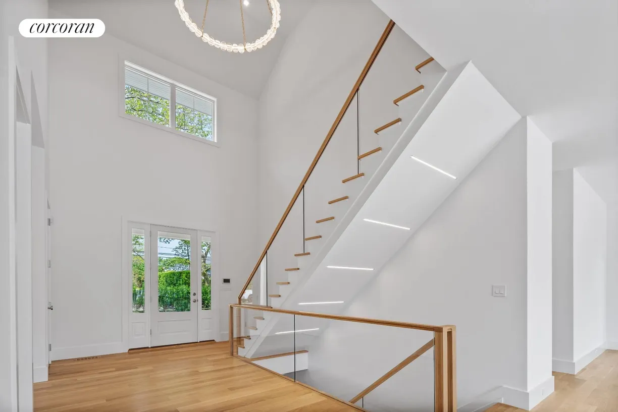 The Hamptons Real Estate | View 144 Pulaski Street | Stunning entry