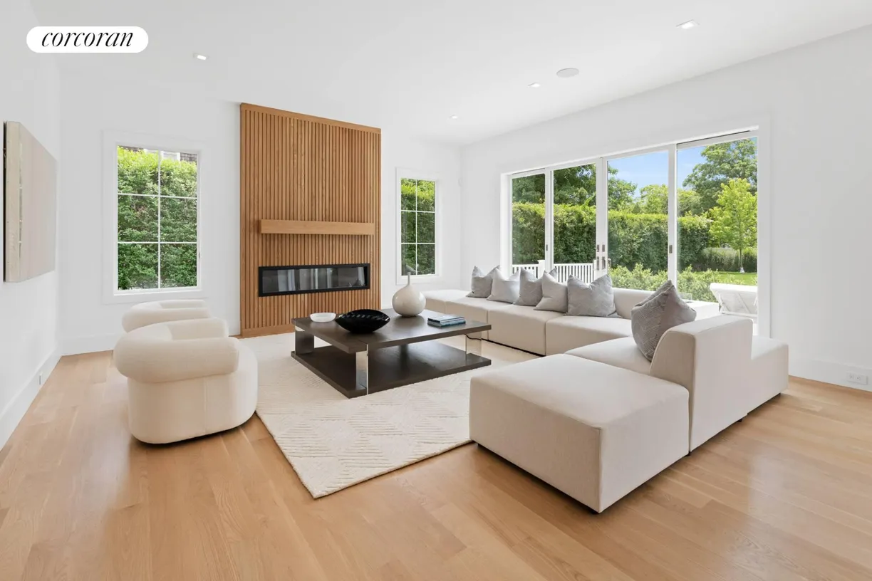 The Hamptons Real Estate | View 144 Pulaski Street | room 2