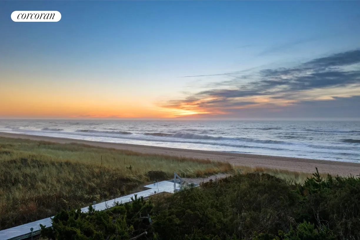 The Hamptons Real Estate | View 271 Marine Blvd | room 1