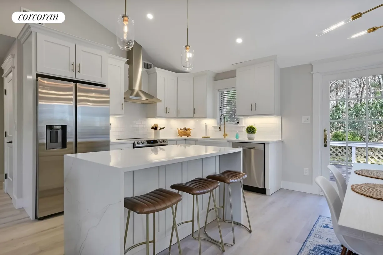 The Hamptons Real Estate | View 45 Cosdrew Lane | room 1