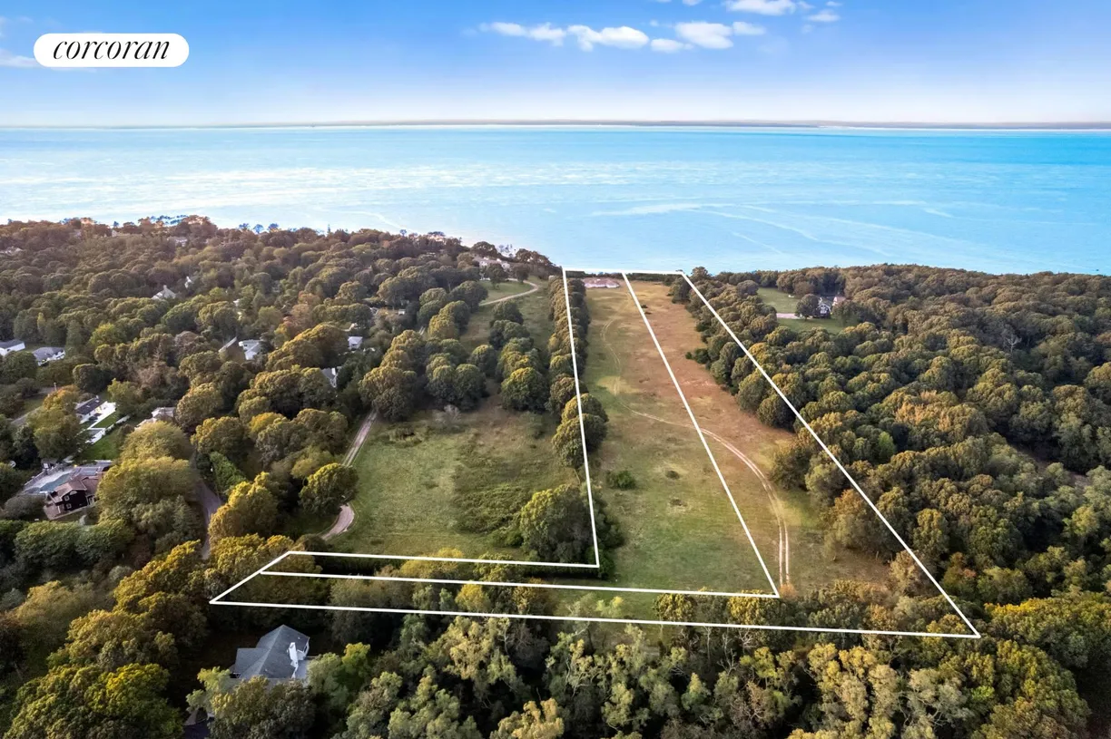 The Hamptons Real Estate | View 3995 Private Road