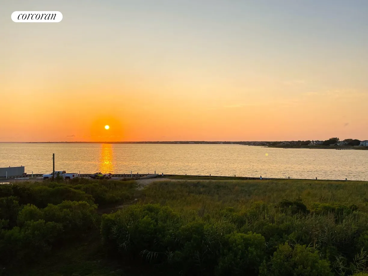 The Hamptons Real Estate | View 274 Dune Road | Unrivaled Bayfront Sunsets