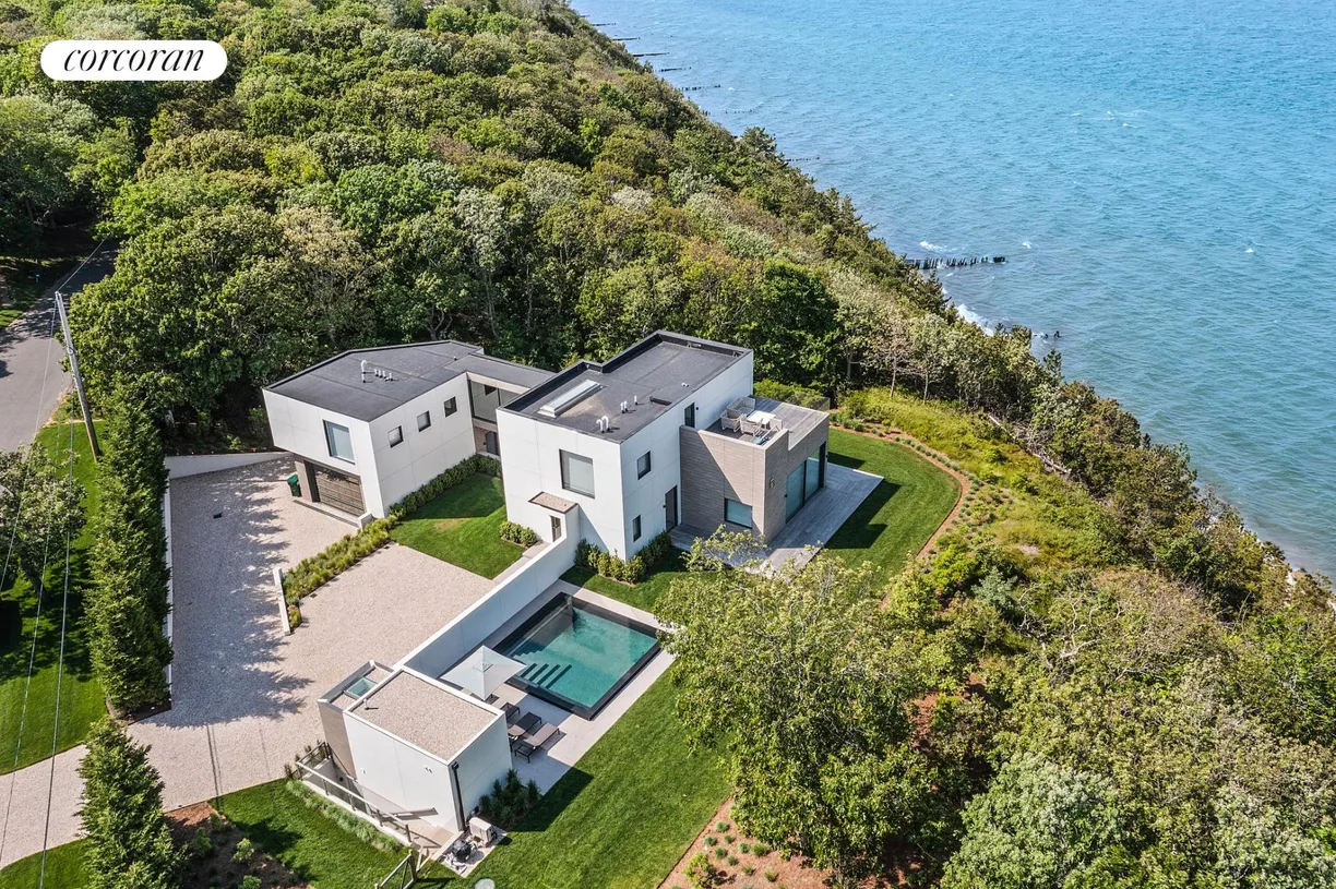 The Hamptons Real Estate | View 57 Waters Edge | 4 Beds, 3 Baths