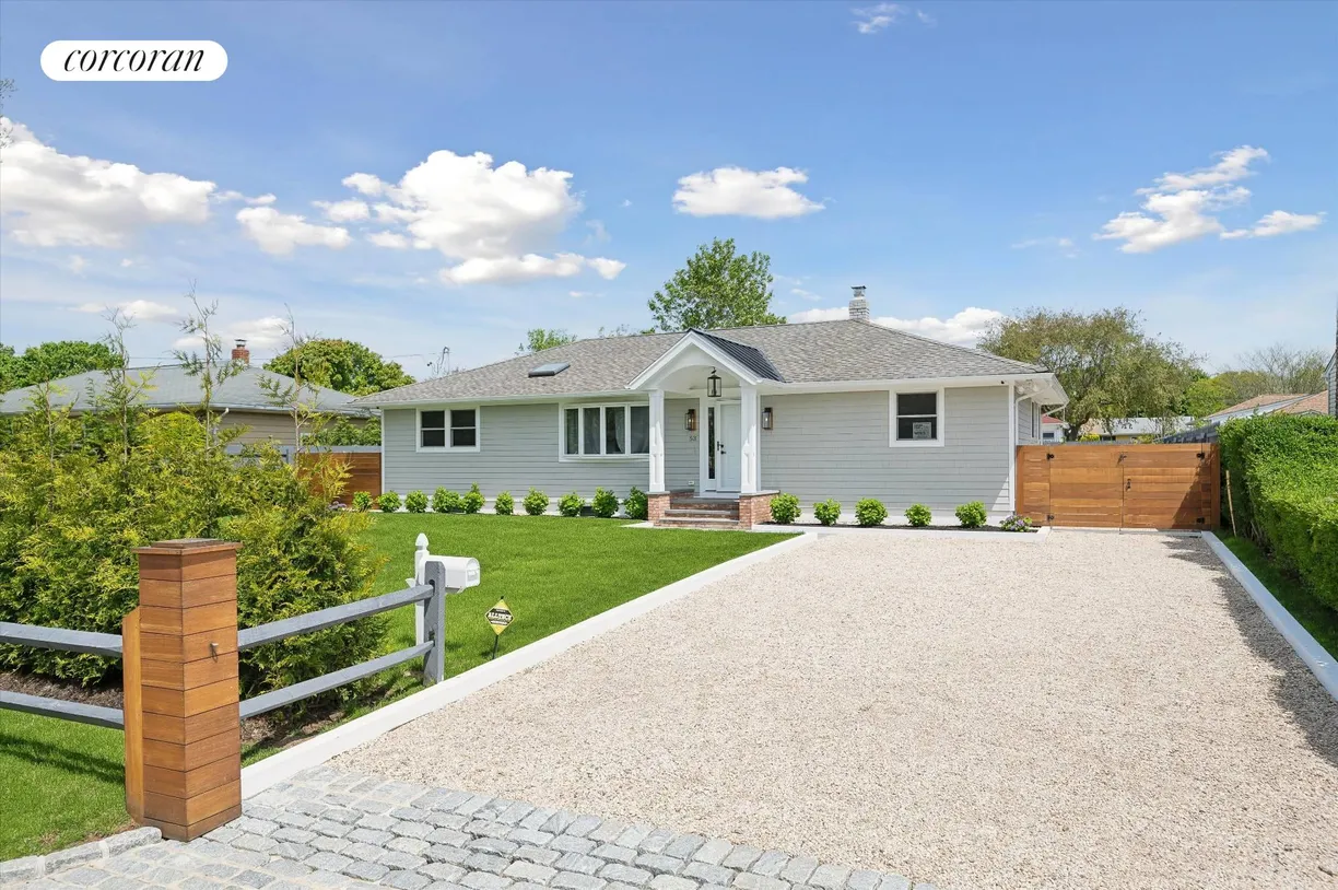 The Hamptons Real Estate | View 53 Windward Way | room 1