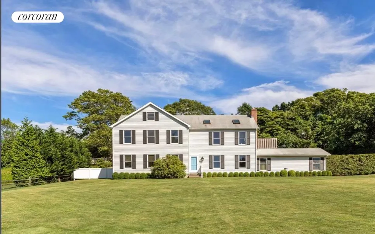 The Hamptons Real Estate | View 20 Underhill | room 2
