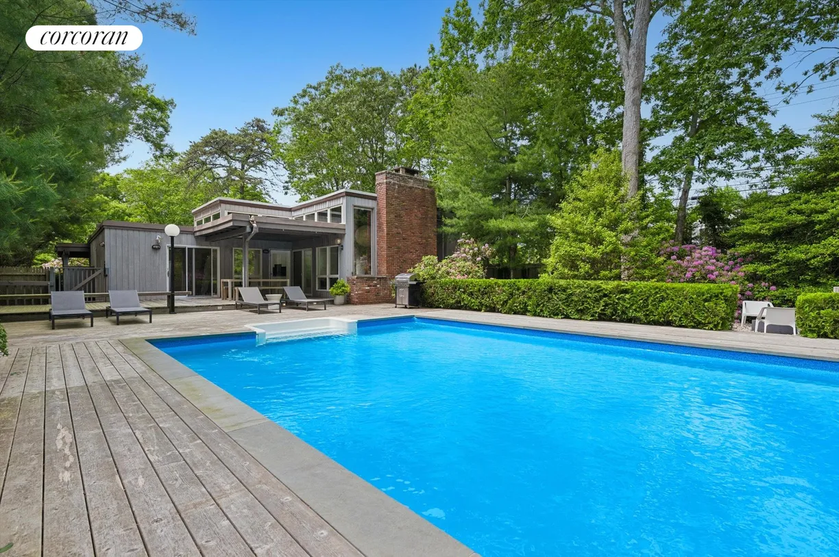 The Hamptons Real Estate | View 1A Beatrice Drive | room 1
