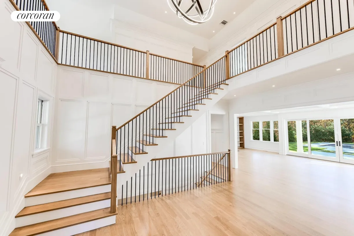 The Hamptons Real Estate | View 4 Frazier Avenue | Double height entry | View 6