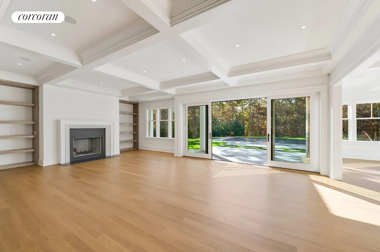 The Hamptons Real Estate | View 4 Frazier Avenue | Great Room | View 7