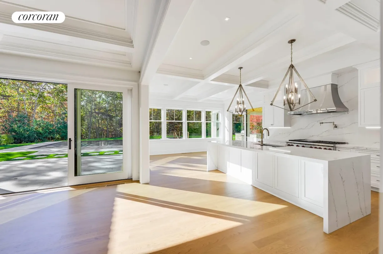 The Hamptons Real Estate | View 4 Frazier Avenue | Most rooms have a Southern exposure | View 11
