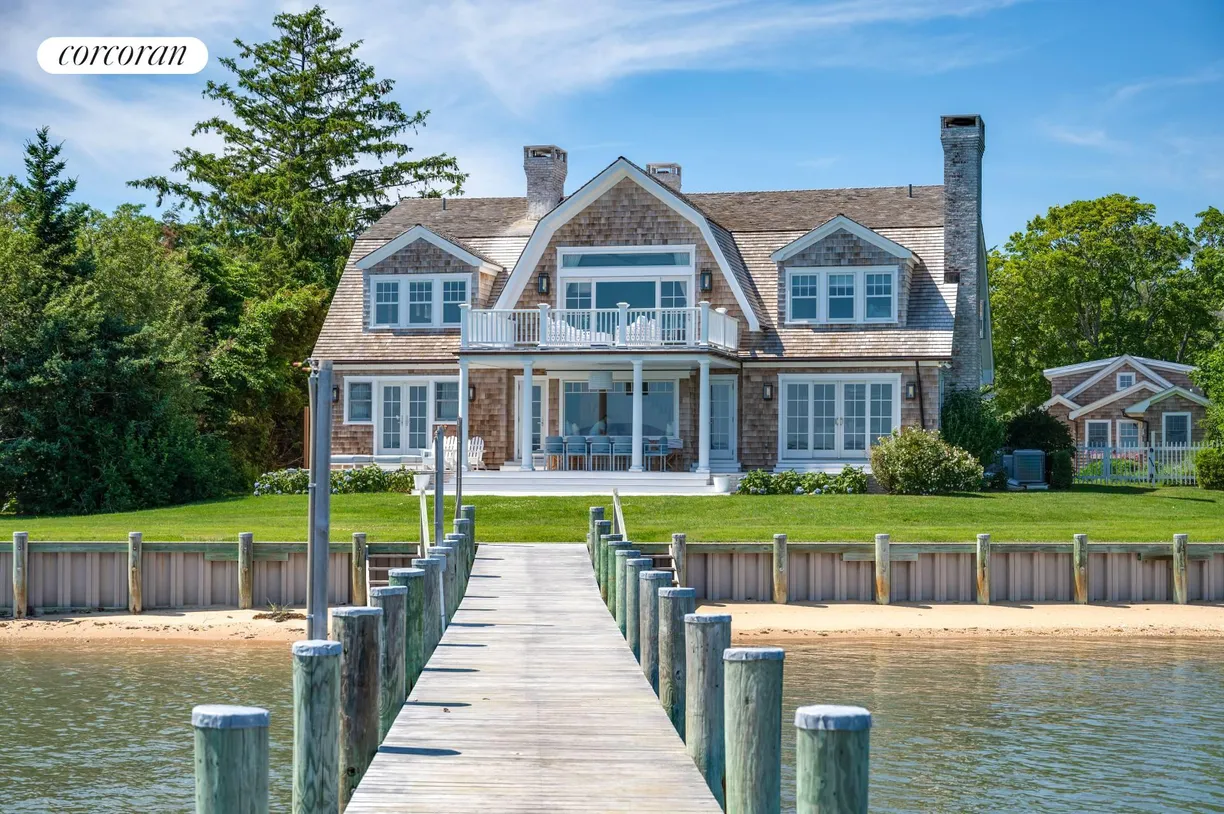 The Hamptons Real Estate | View 15 Montclair Avenue | 6 Beds, 4 Baths