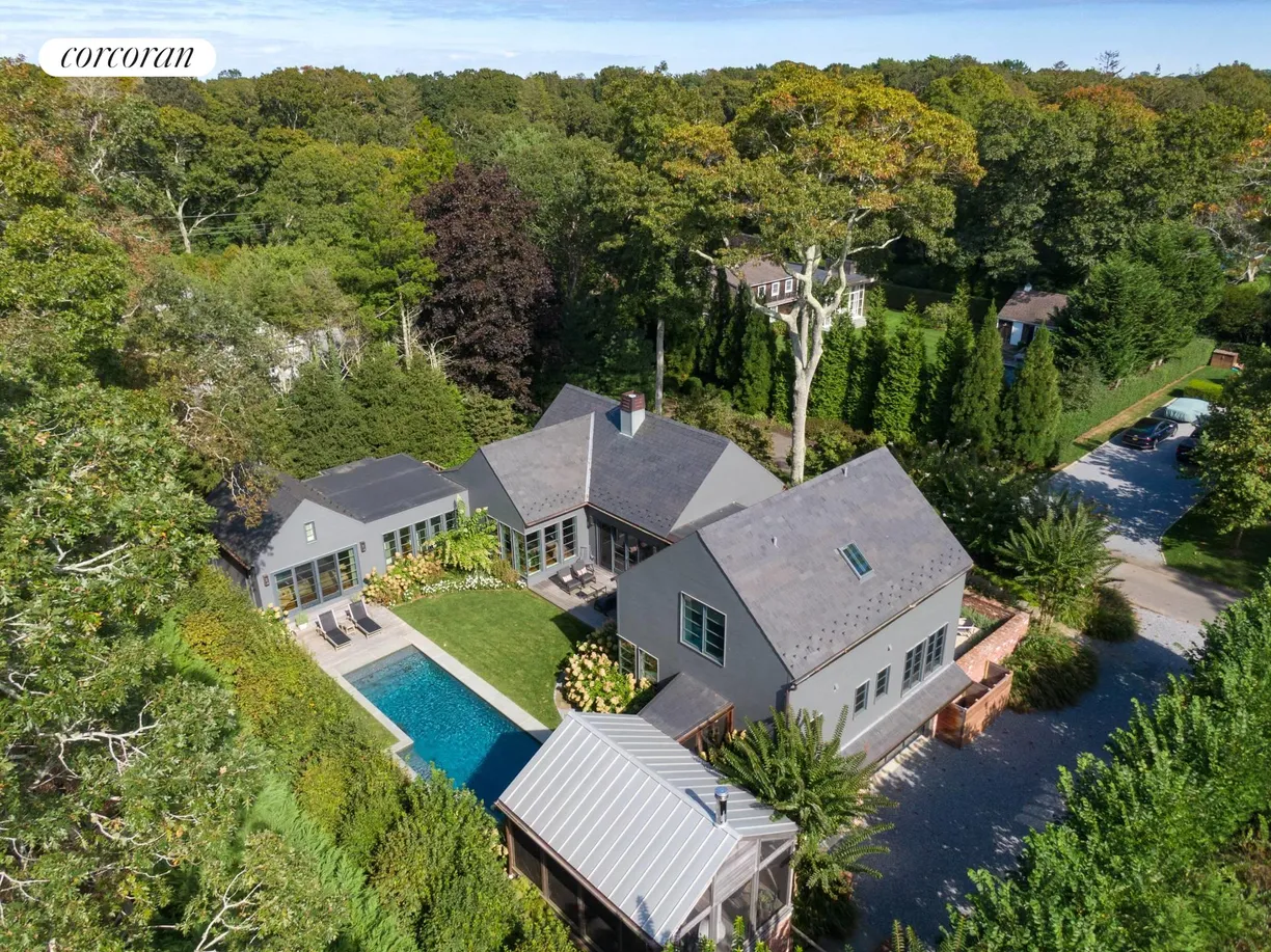The Hamptons Real Estate | View 69 Buell Lane Ext | room 1