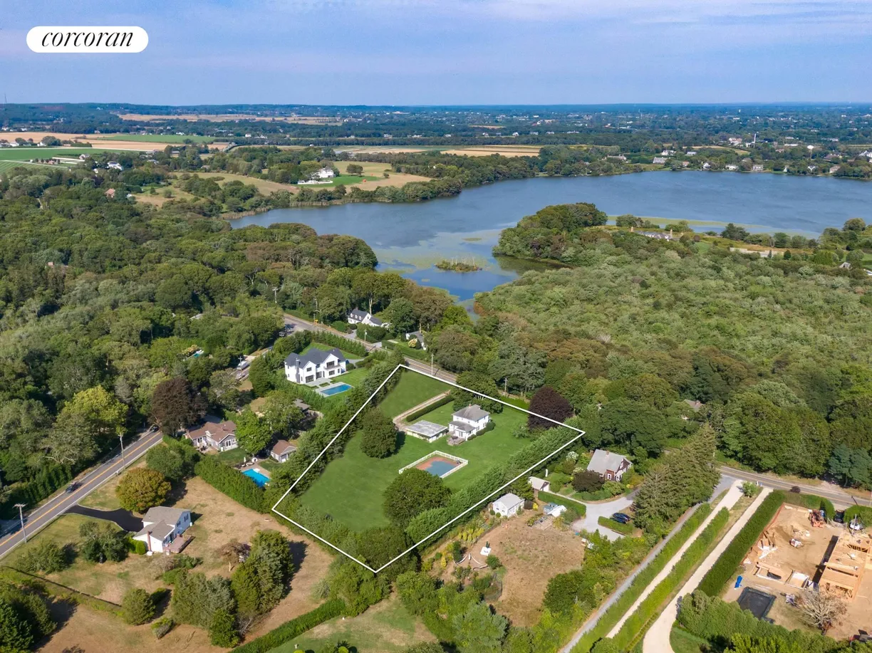 The Hamptons Real Estate | View 228 Head of Pond Road | room 7 | View 8