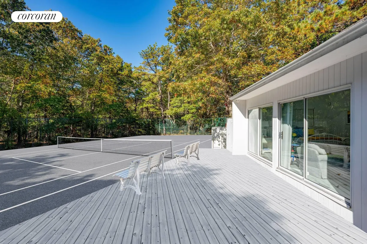 The Hamptons Real Estate | View 1 Whippoorwill Lane | room 2