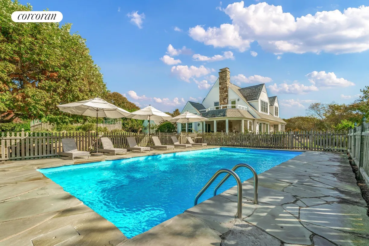 The Hamptons Real Estate | View 169 South Fairview Avenue | 3 Beds, 3 Baths