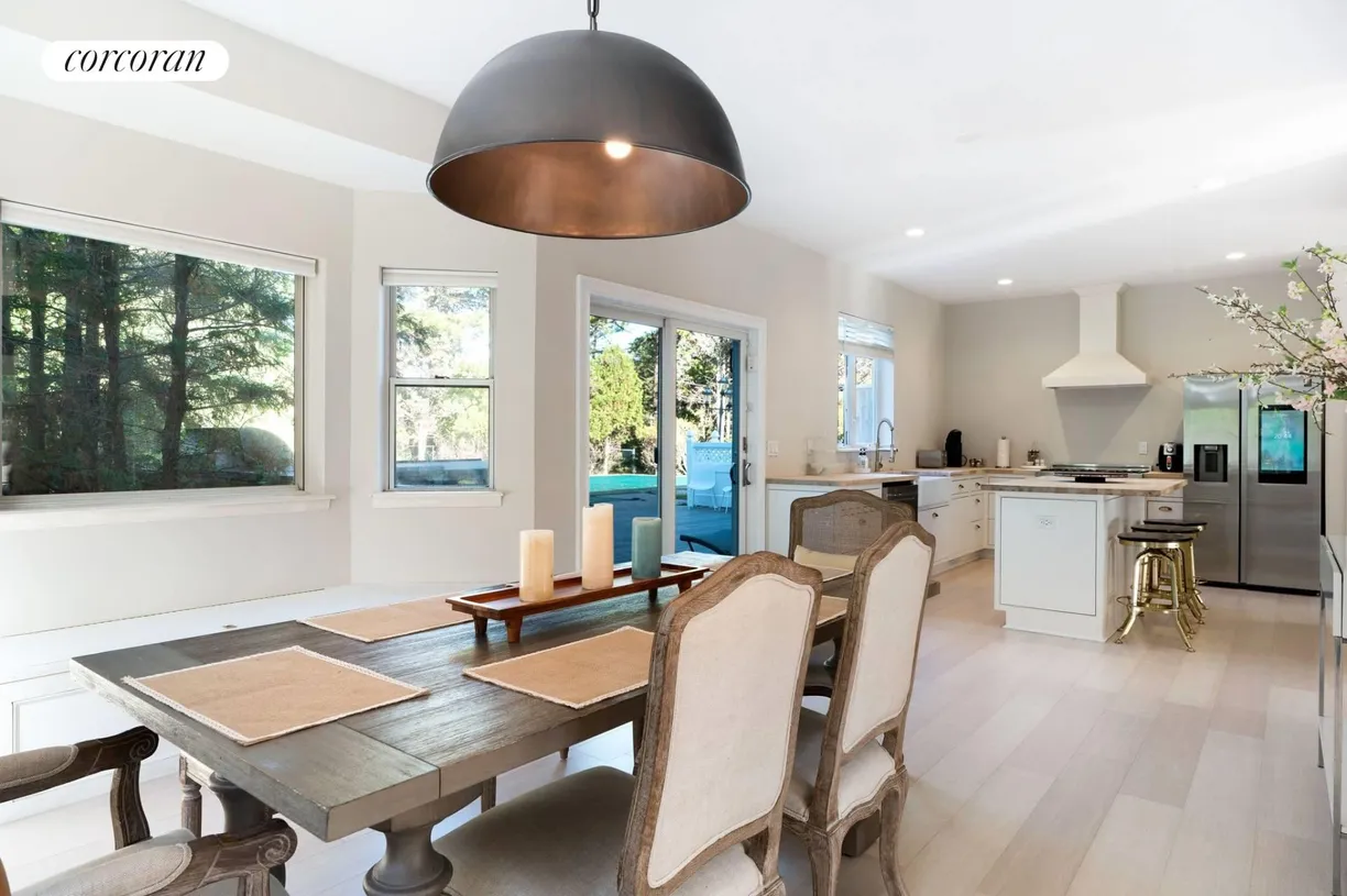 The Hamptons Real Estate | View 41 Blackwatch Court | room 3 | View 4