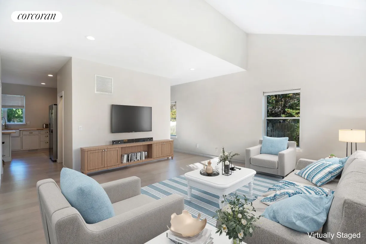 The Hamptons Real Estate | View 41 Blackwatch Court | room 10 | View 11