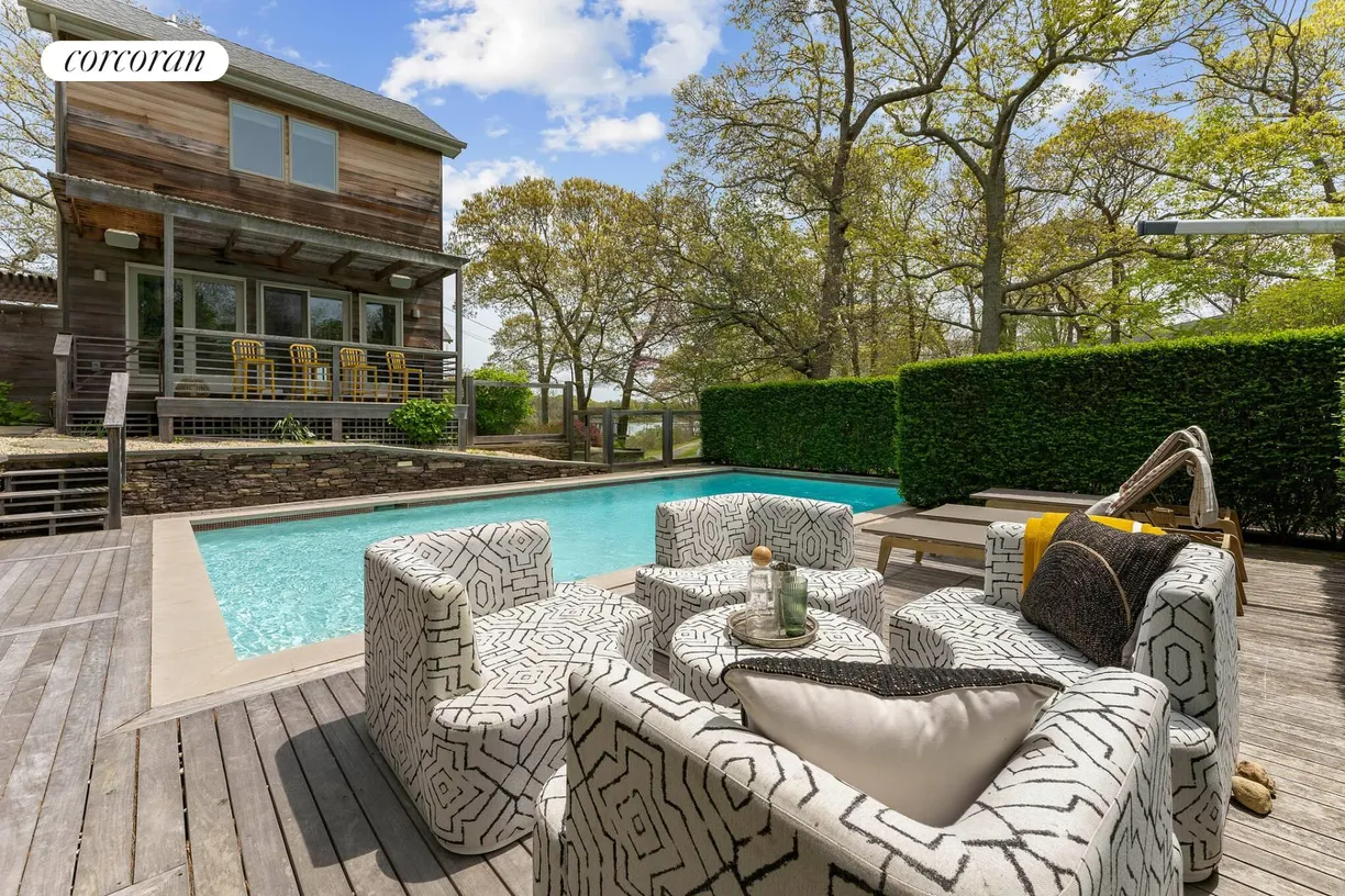 The Hamptons Real Estate | View 2 Hagar Road | room 2