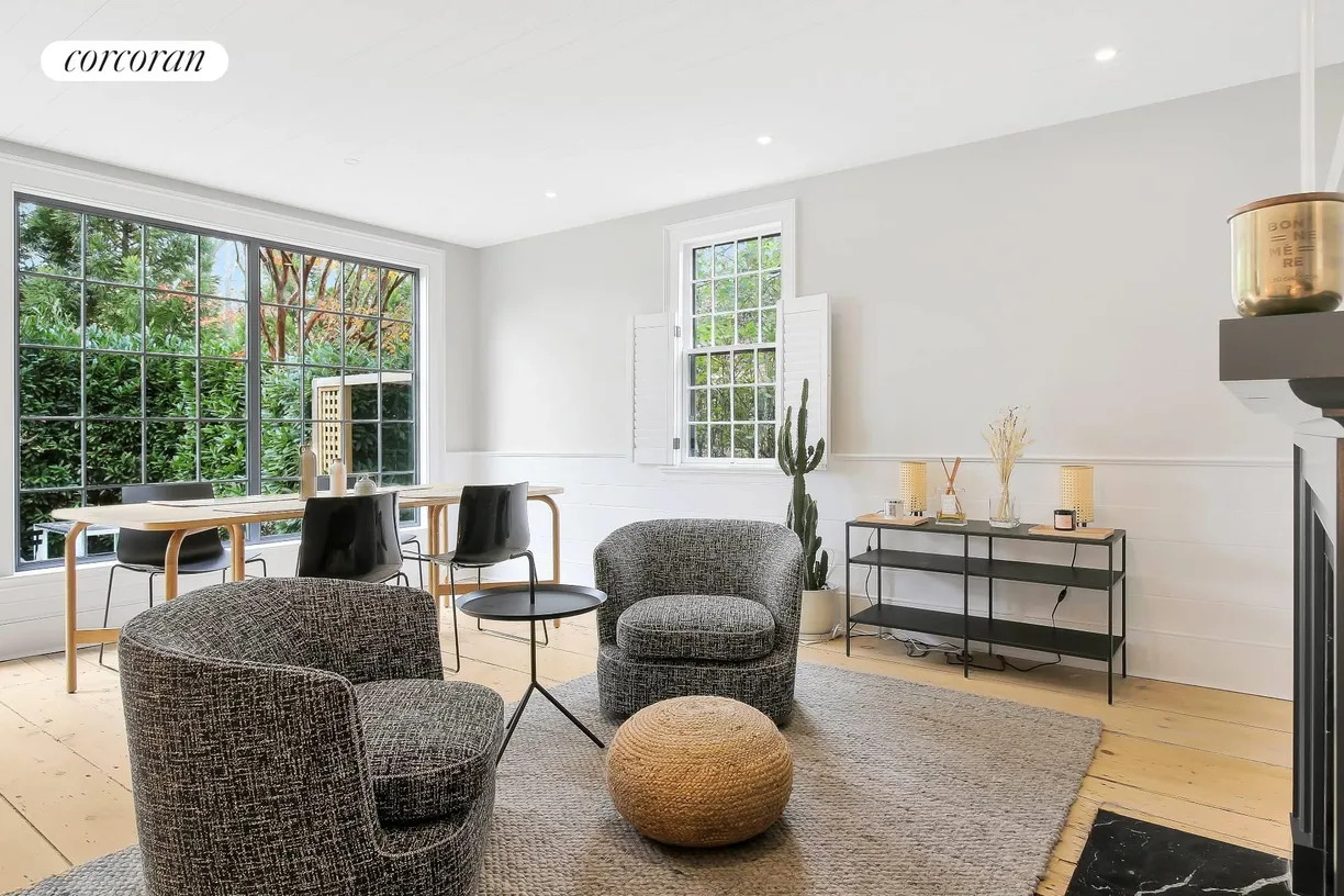 The Hamptons Real Estate | View 16 Jefferson Street | room 2