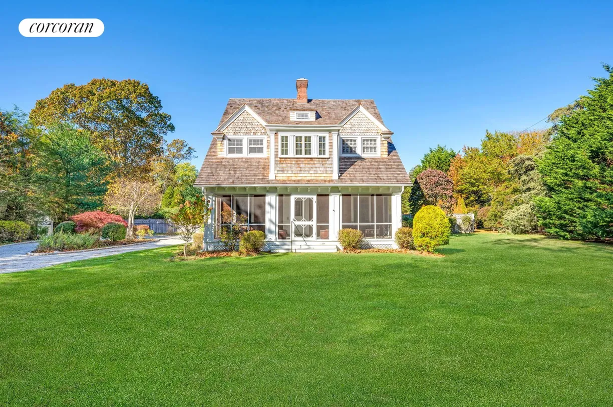 The Hamptons Real Estate | View 13 Basket Neck Lane | room 1