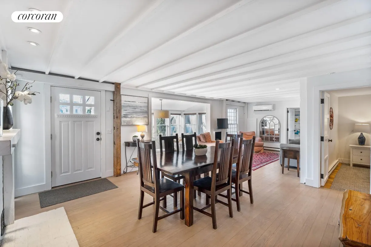 The Hamptons Real Estate | View 10 Beach Lane | Dining Area & Family Room