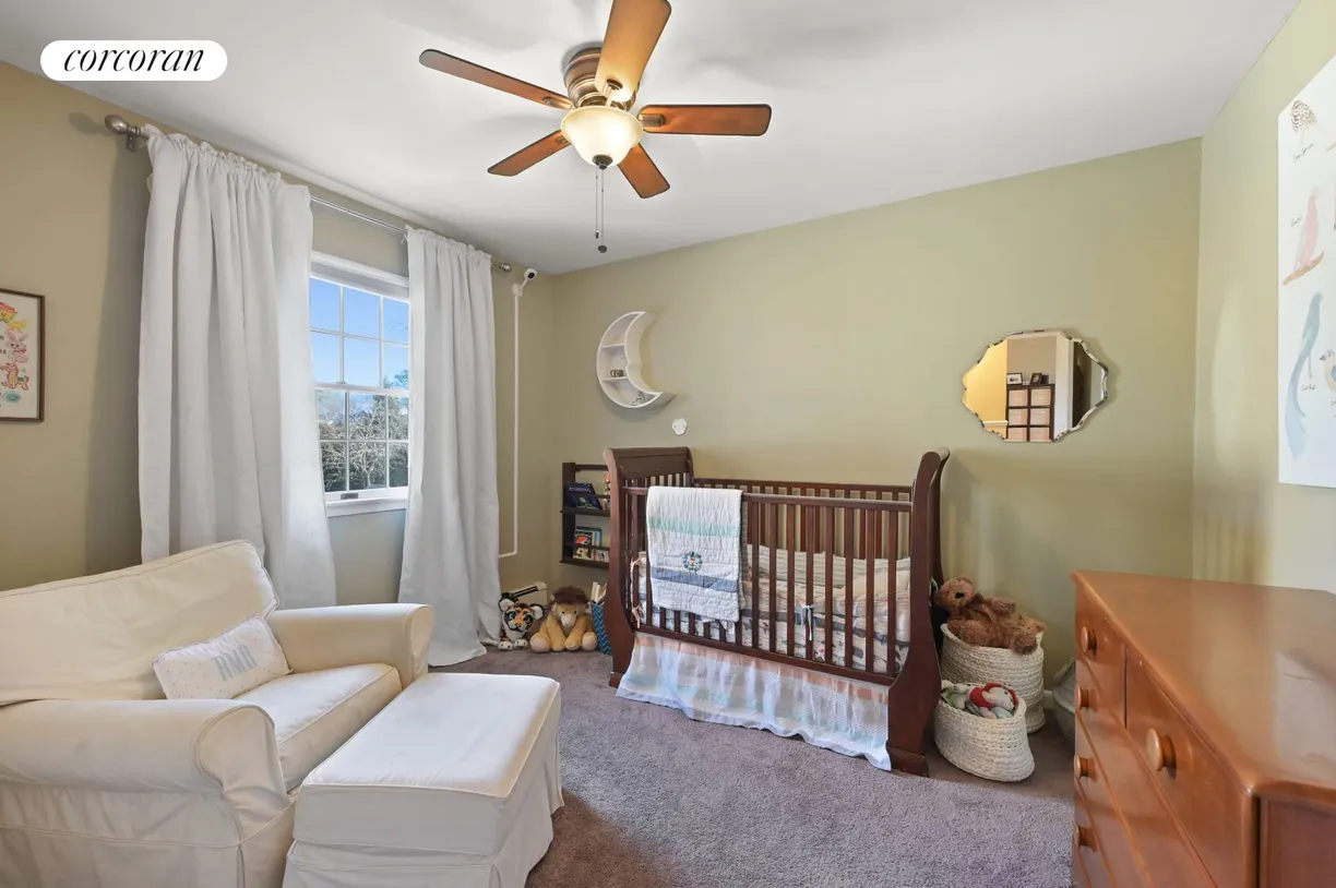 The Hamptons Real Estate | View 42 Jessup Avenue | room 30 | View 31