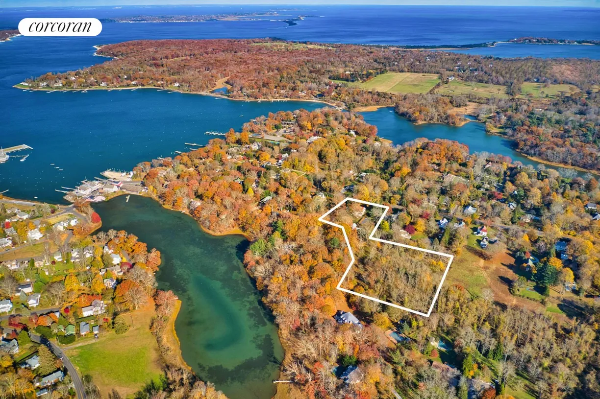 The Hamptons Real Estate | View 151 North Ferry Road | Close to Dering Harbor