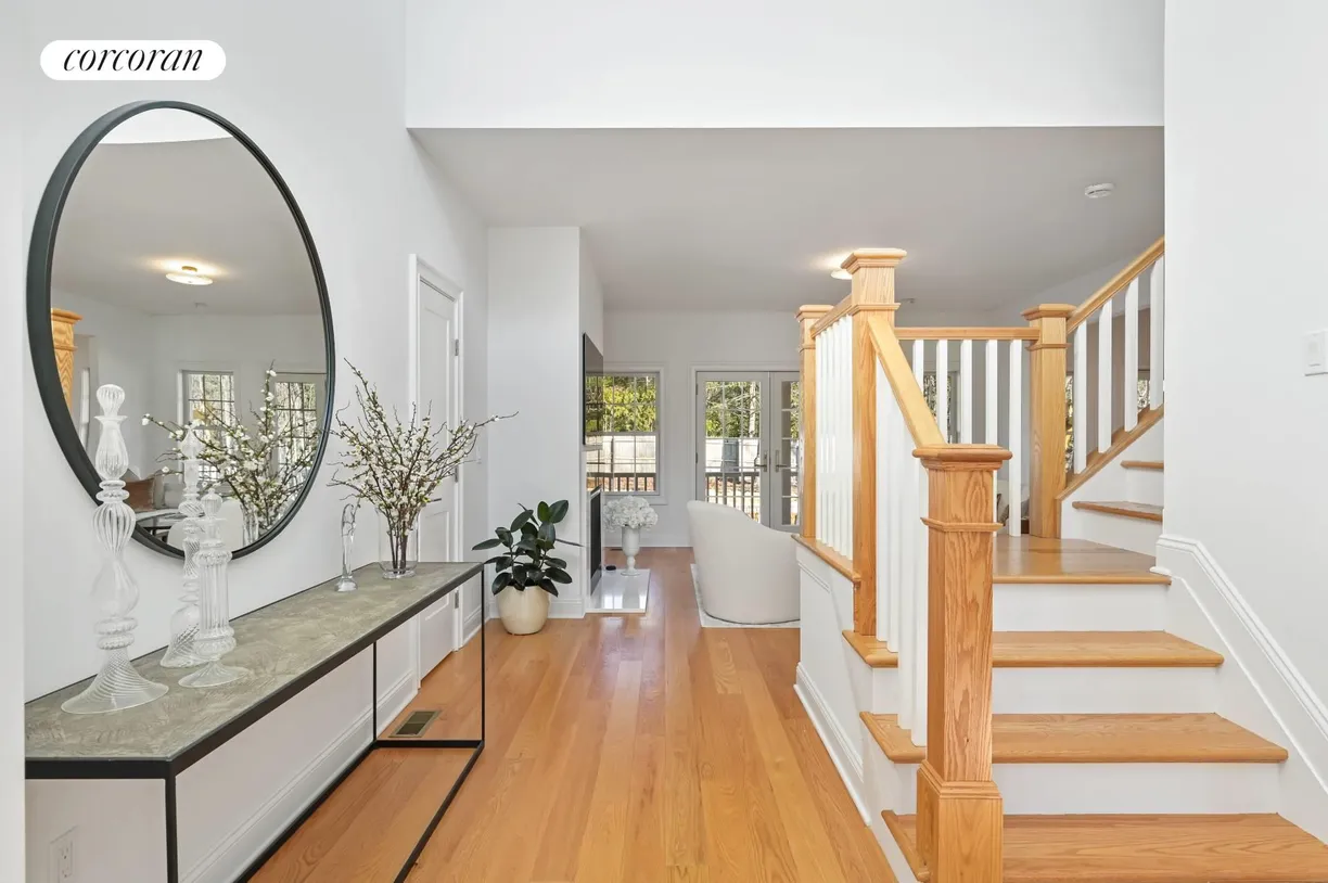 The Hamptons Real Estate | View 71 Widener Lane | room 2