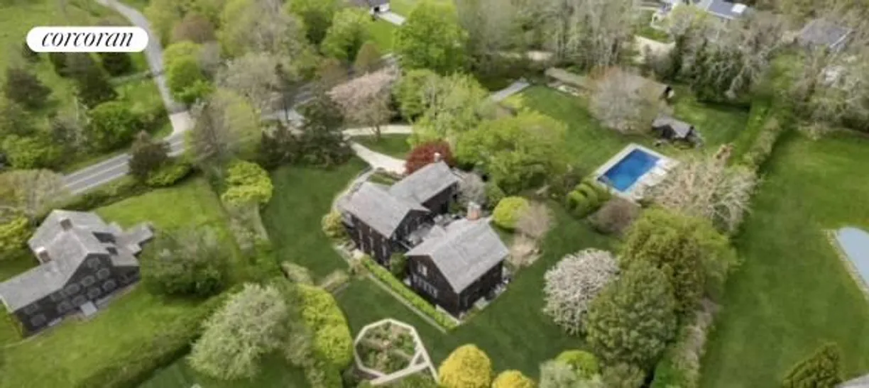 The Hamptons Real Estate | View 193 Sagaponack Main Street | room 1 | View 2