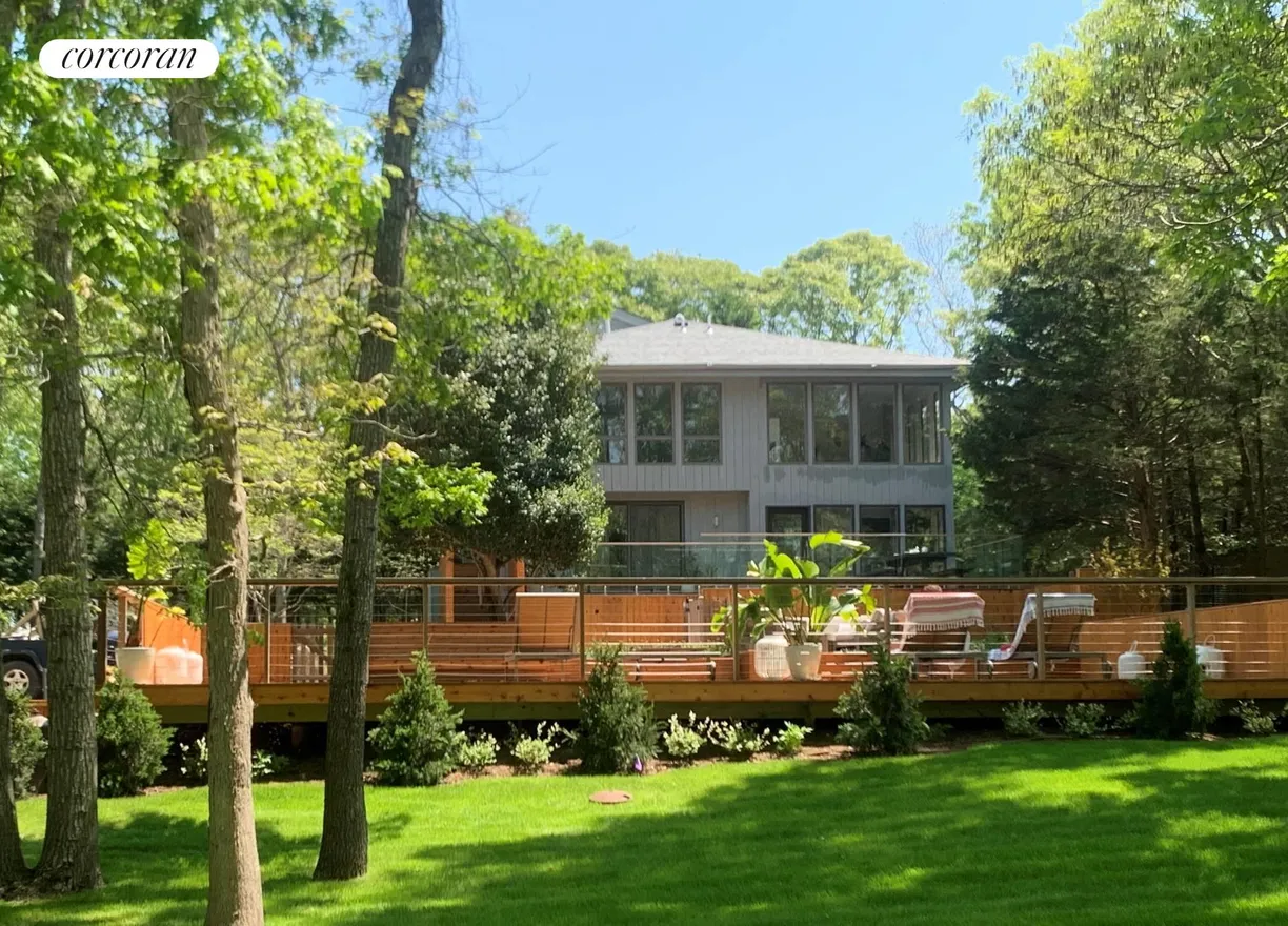 The Hamptons Real Estate | View 11 Bay Inlet Road | 4 Beds, 3 Baths