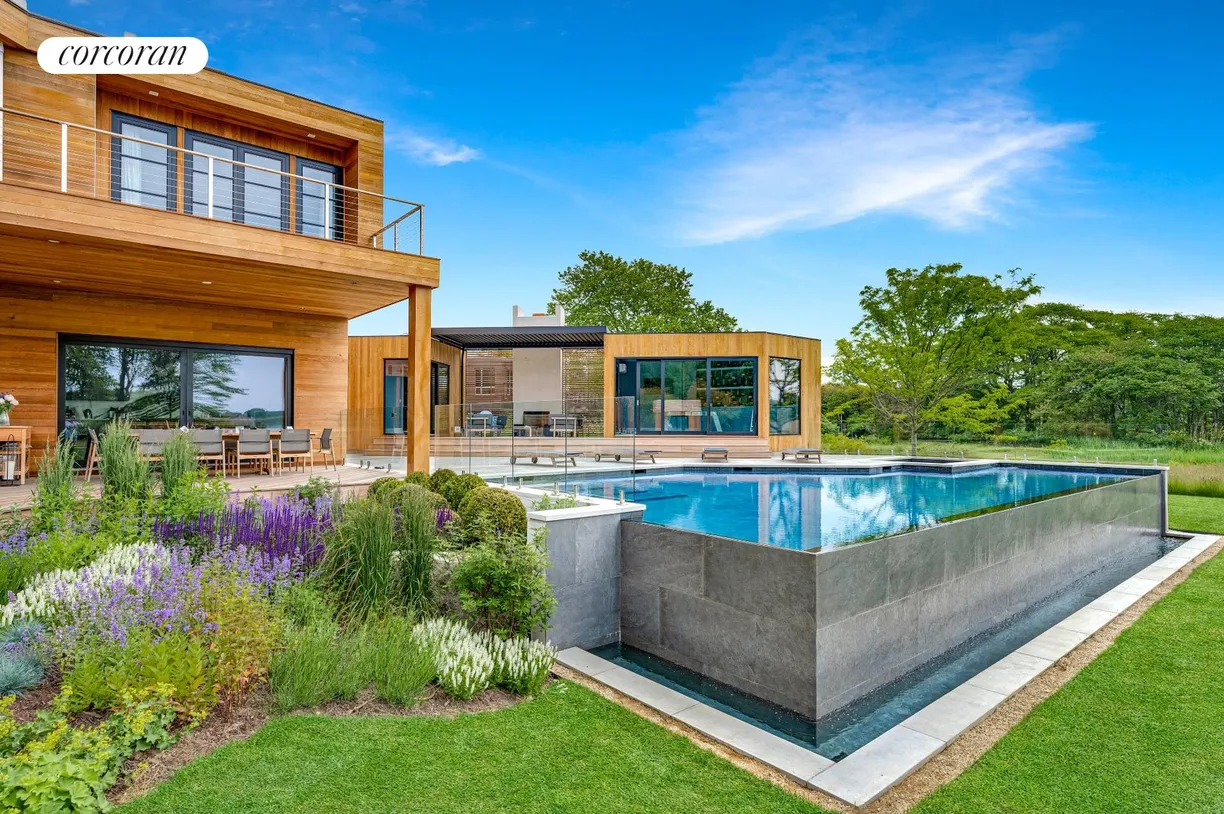 The Hamptons Real Estate | View 471 Sagaponack Road | room 1