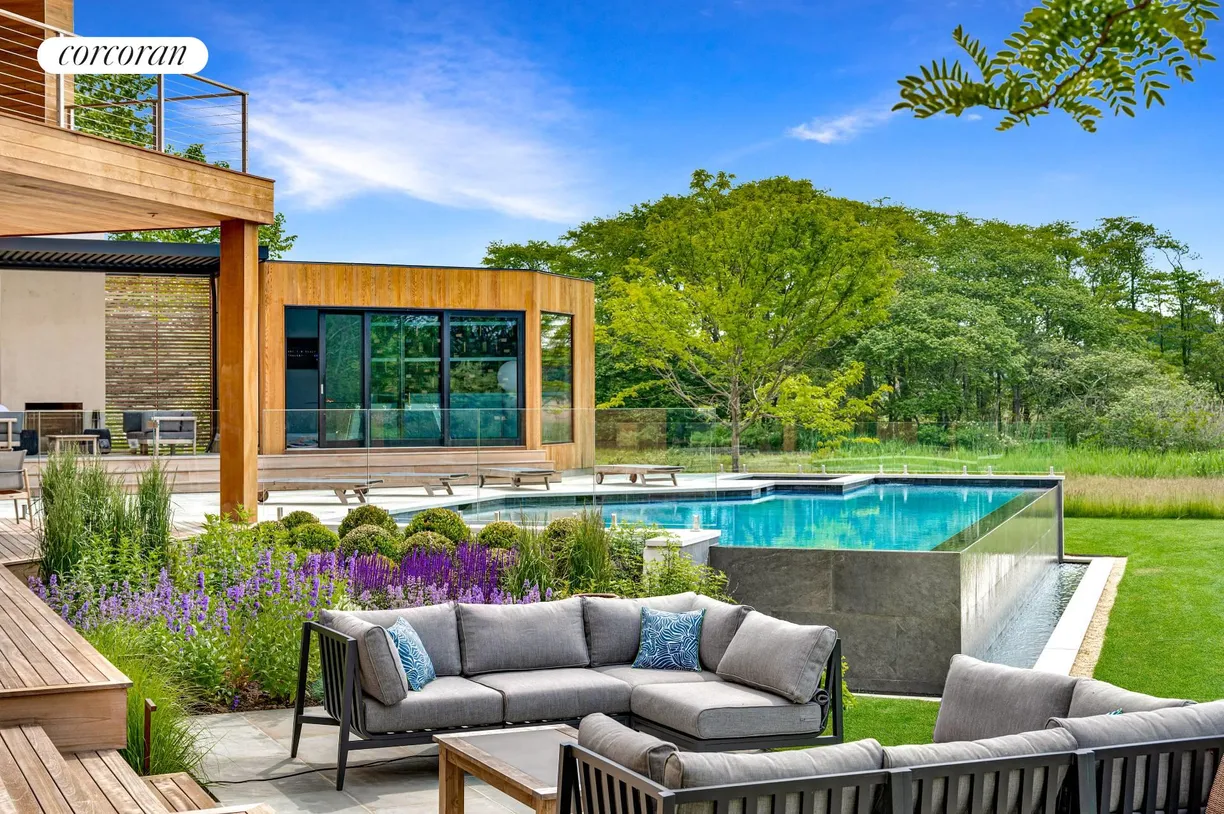 The Hamptons Real Estate | View 471 Sagaponack Road | room 2