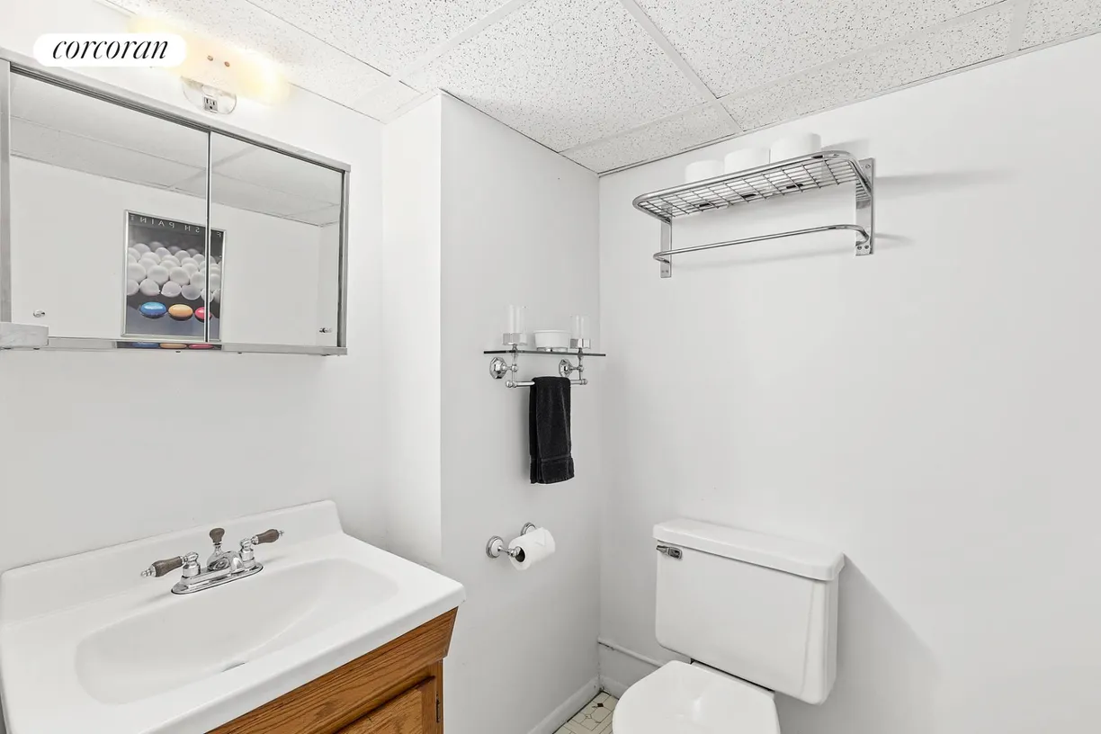The Hamptons Real Estate | View 3 Crestview Drive | Half Bath in Basement | View 12