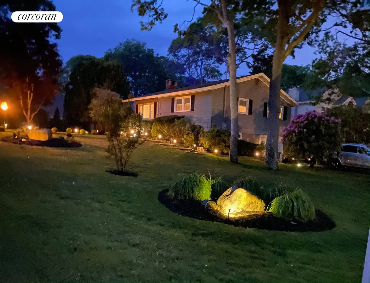 The Hamptons Real Estate | View 3 Crestview Drive | Dusk Lighting | View 20