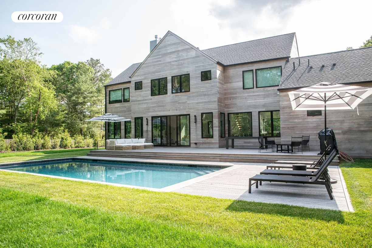 The Hamptons Real Estate | View 24 Hedges Lane | Lounge by the Pool