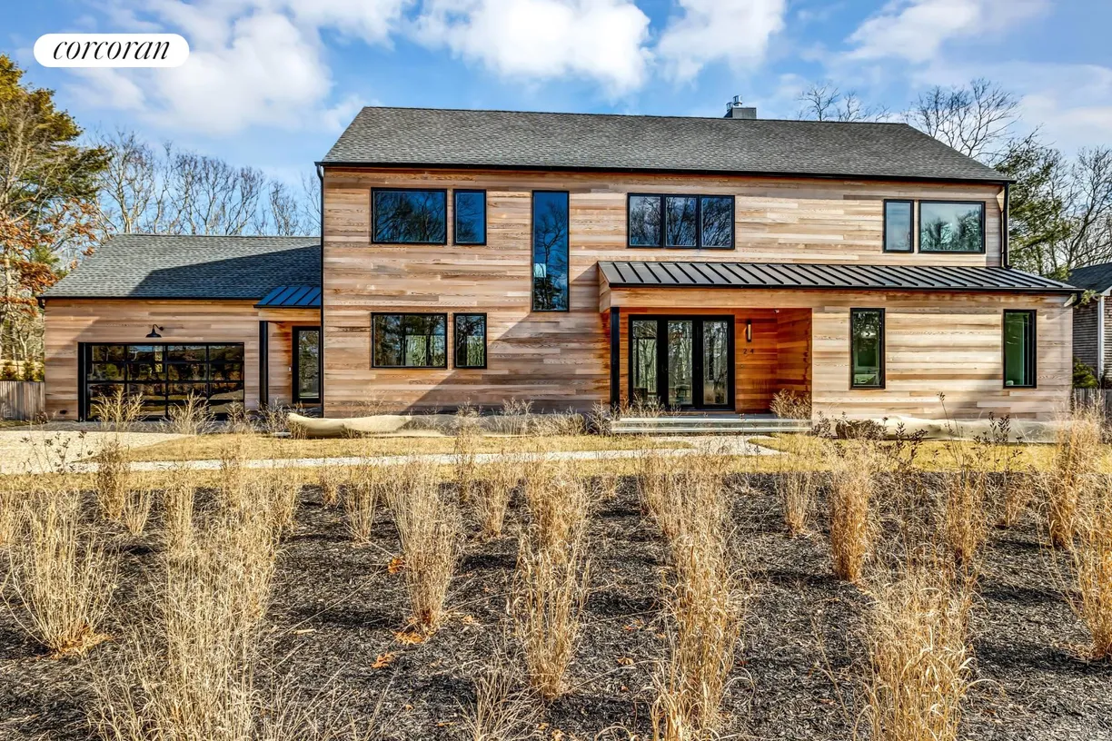 The Hamptons Real Estate | View 24 Hedges Lane | Front of House